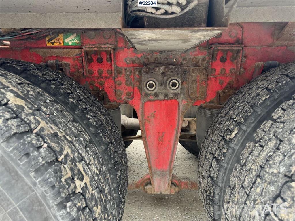 Volvo FH16 tridem hook loader with Joab hook with articu Camiones elevadores de gancho