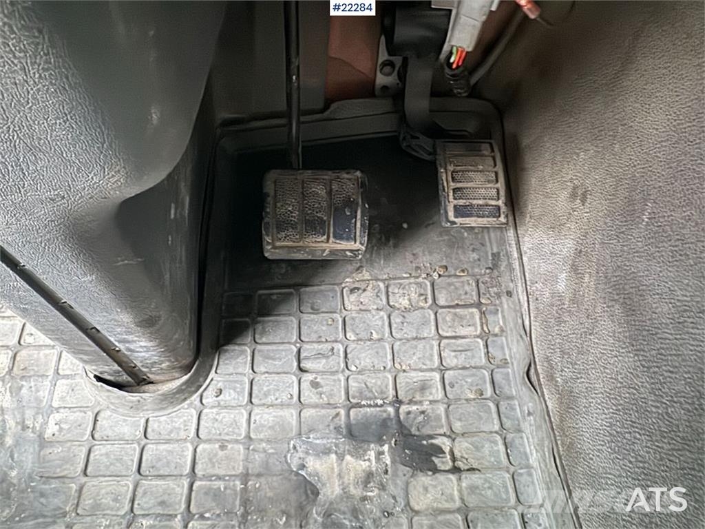 Volvo FH16 tridem hook loader with Joab hook with articu Camiones elevadores de gancho
