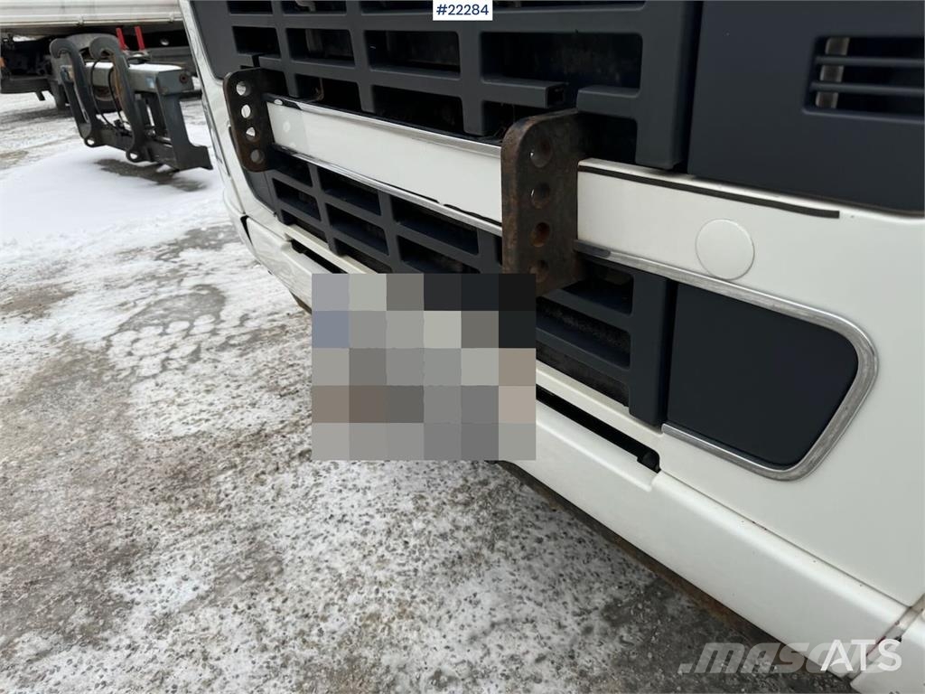 Volvo FH16 tridem hook loader with Joab hook with articu Camiones elevadores de gancho