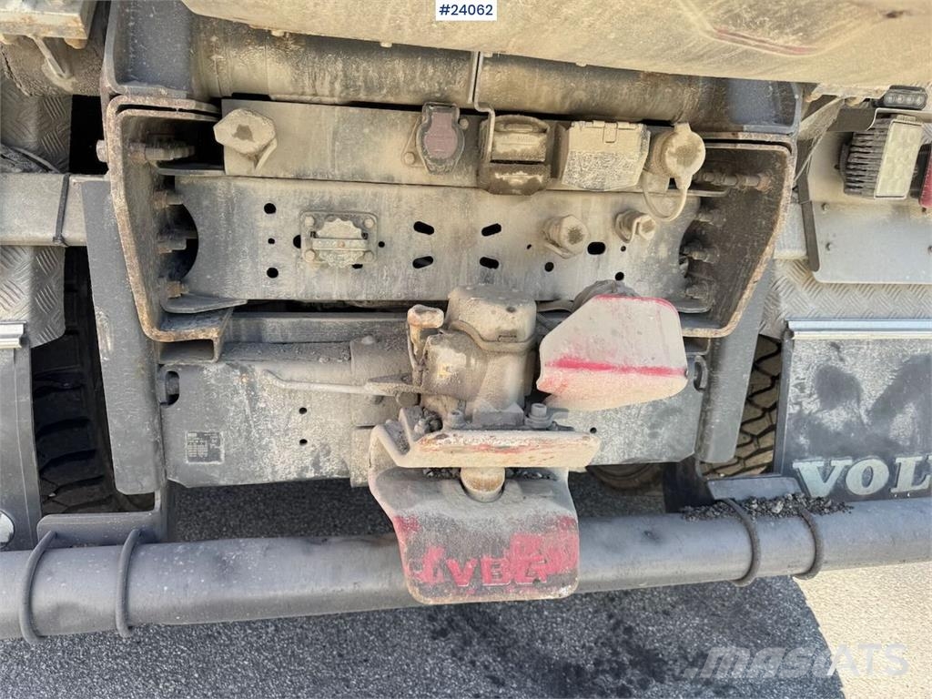 Volvo FH500 6x4 Tipper Truck – 116,000 km Savivarčių priekabų vilkikai