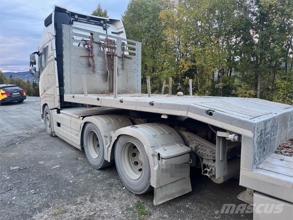 Volvo FH500 6x4 Tractor Unit with Hydraulics – 230,000 k Truck Tractor Units