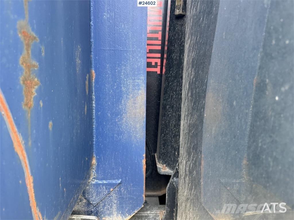 Volvo FH500 8x2 Hooklift Truck – 275,000 km WATCH VIDEO Hook lift trucks