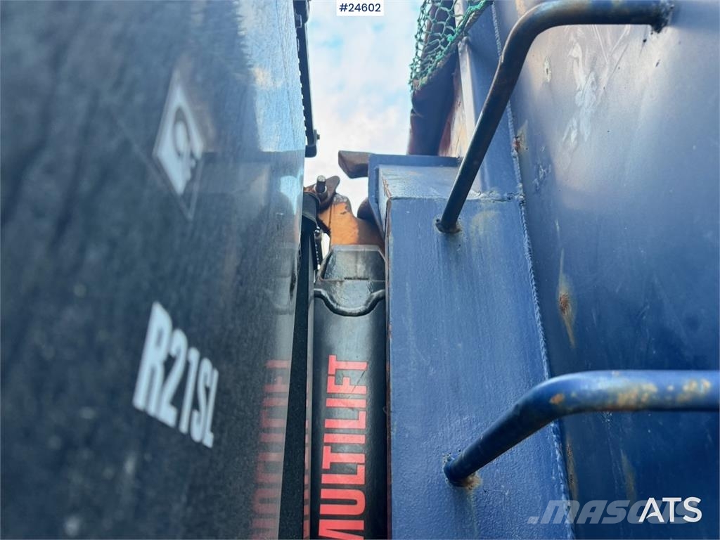 Volvo FH500 8x2 Hooklift Truck – 275,000 km WATCH VIDEO Hook lift trucks
