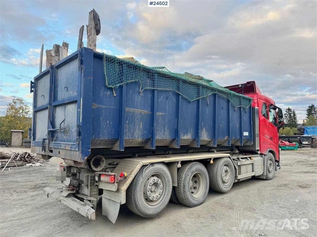 Volvo FH500 8x2 Hooklift Truck – 275,000 km WATCH VIDEO Hook lift trucks