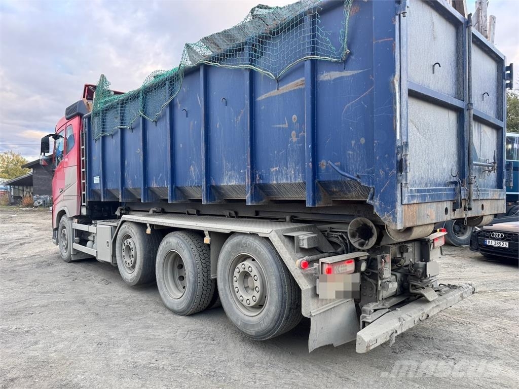 Volvo FH500 8x2 Hooklift Truck – 275,000 km WATCH VIDEO Hook lift trucks