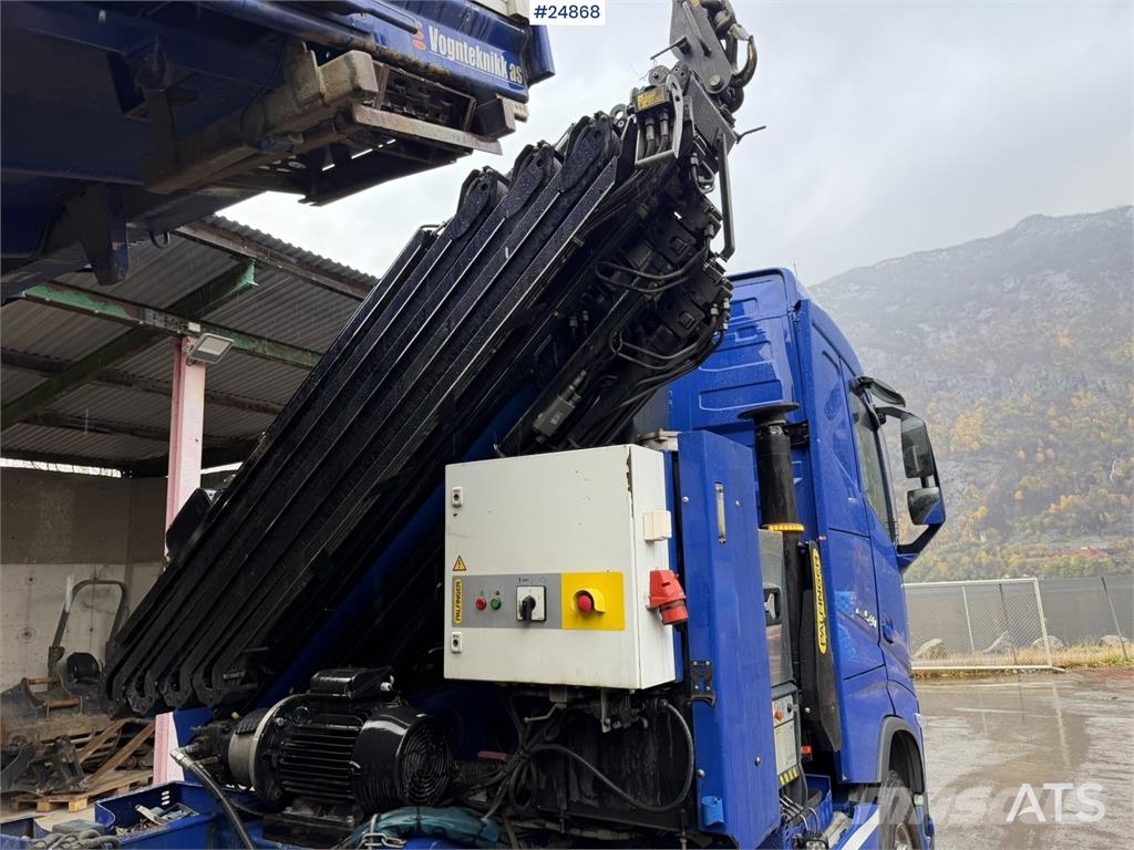 Volvo FH540 8x4 Tridem Crane Truck with Palfinger 37 tm Автокранове