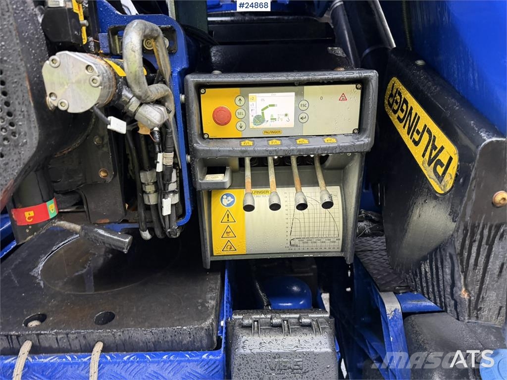 Volvo FH540 8x4 Tridem Crane Truck with Palfinger 37 tm Автокранове