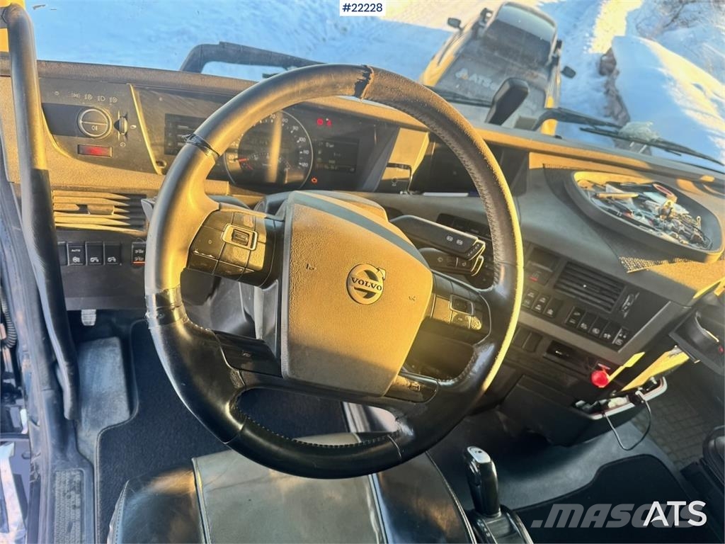 Volvo FH540 Tridem Tipper Truck – Prepared for Snow Plou 傾卸式卡車