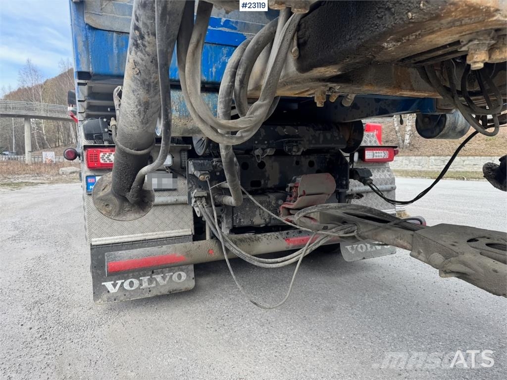 Volvo FH700 Tridem hooklift truck – crane hydraulics – 3 工程吊钩车