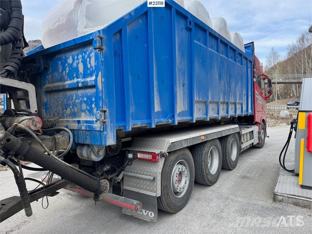Volvo FH700 Tridem hooklift truck – crane hydraulics – 3 工程吊钩车