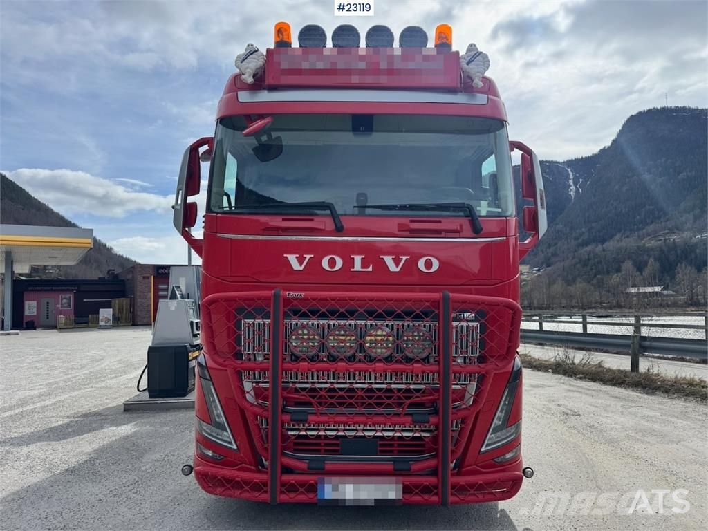 Volvo FH700 Tridem hooklift truck – crane hydraulics – 3 工程吊钩车