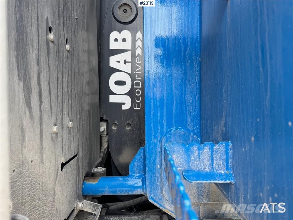 Volvo FH700 Tridem hooklift truck – crane hydraulics – 3 工程吊钩车