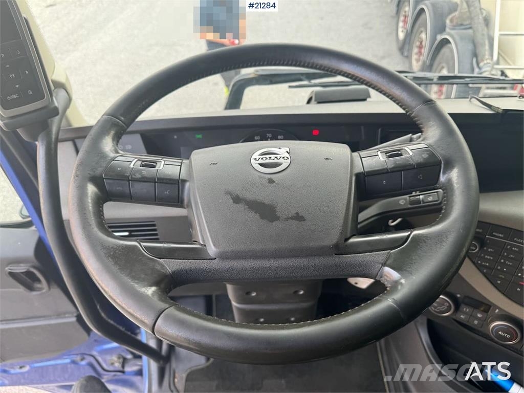Volvo Fh750 6x4 Log Truck w/ 2019 Epsilon M12L Crane Transporte de madera
