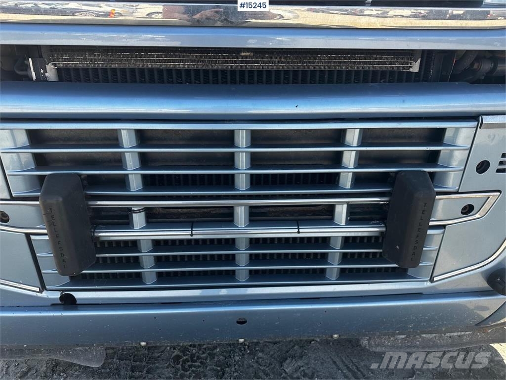 Volvo FH750 6x4 Snowrigged Combi truck Tippbilar