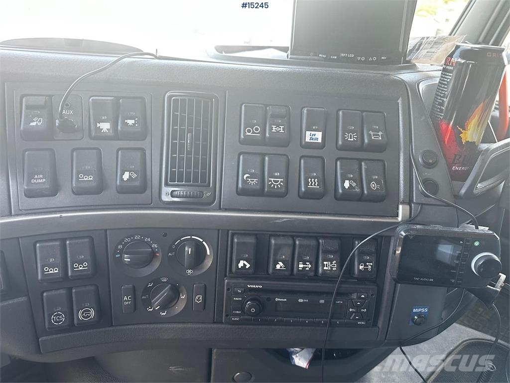 Volvo FH750 6x4 Snowrigged Combi truck Tippbilar