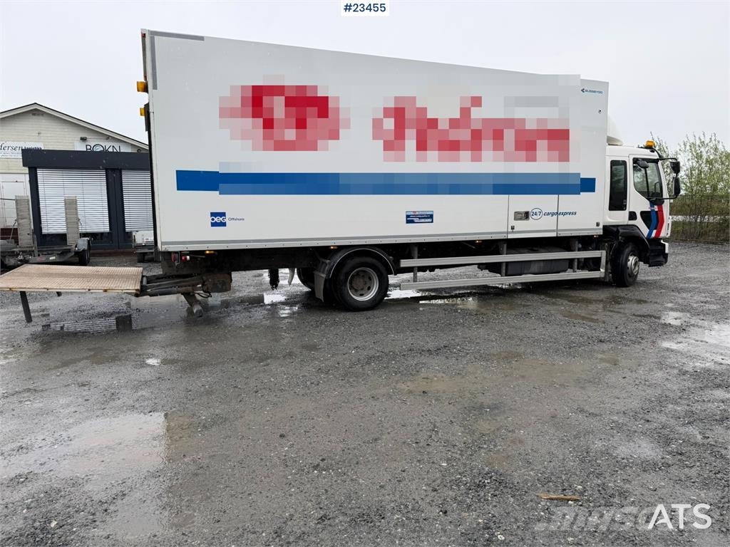 Volvo FL 4x2 box truck with a 1500 kg lift and remote co Skříňová nástavba
