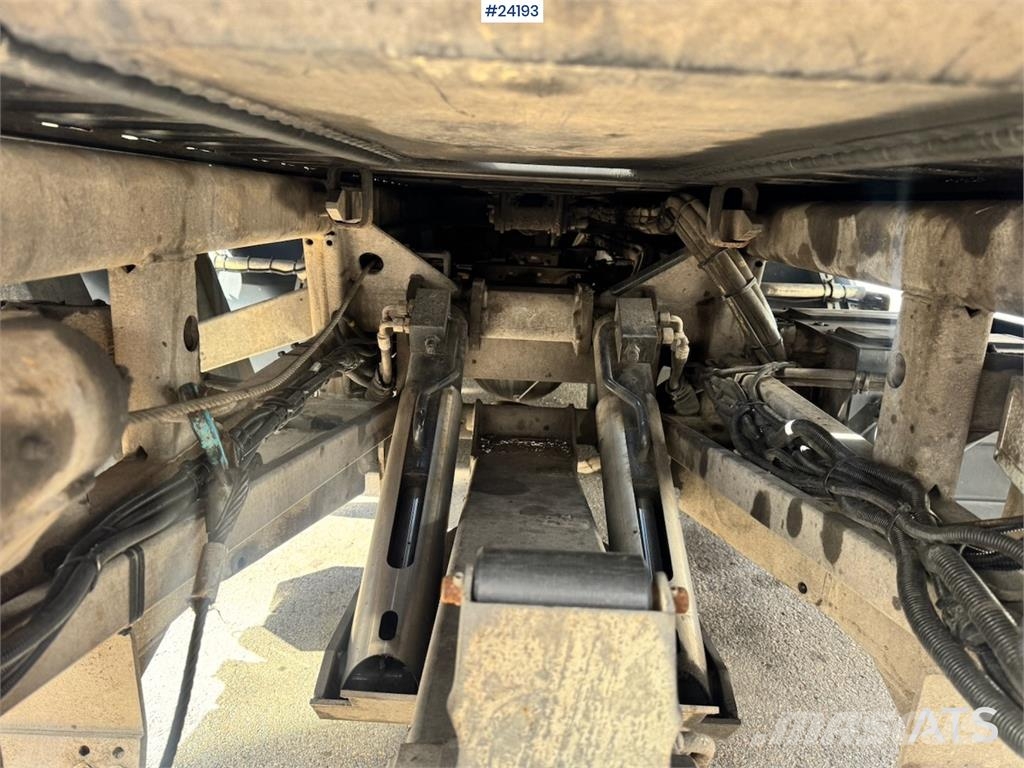 Volvo FL Recovery Truck with Jige Body مركبات إصلاح الأعطال