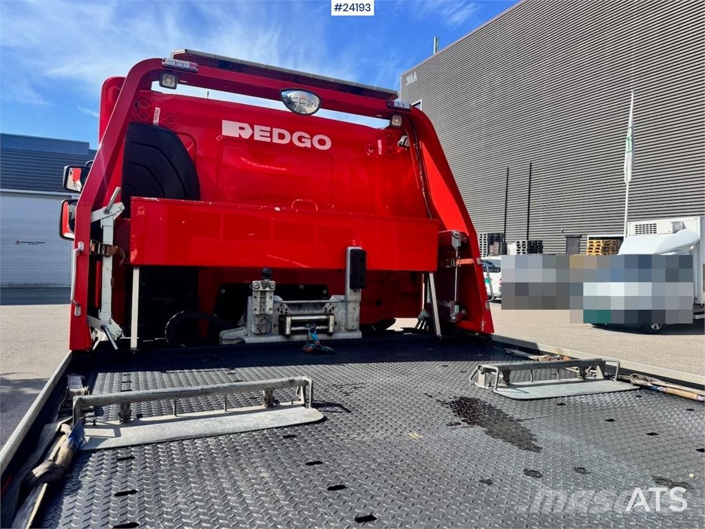 Volvo FL Recovery Truck with Jige Body مركبات إصلاح الأعطال