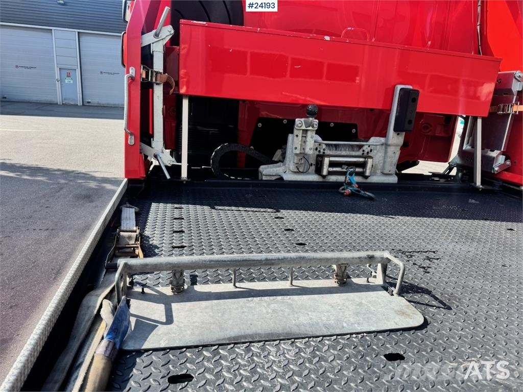 Volvo FL Recovery Truck with Jige Body مركبات إصلاح الأعطال