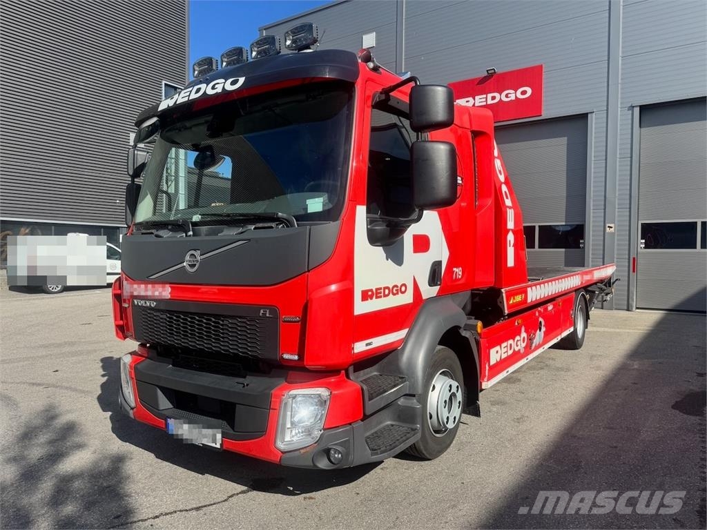 Volvo FL Recovery Truck with Jige Body مركبات إصلاح الأعطال