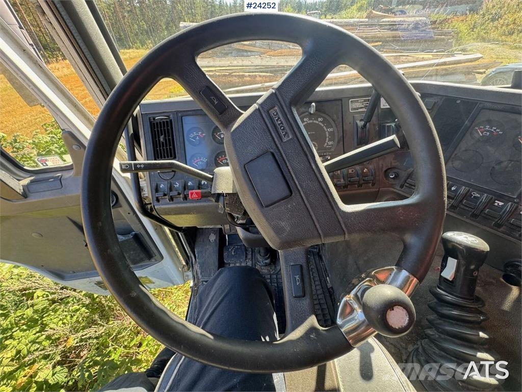 Volvo FL12 420 Tipper Truck – Repair Project 自卸式货车