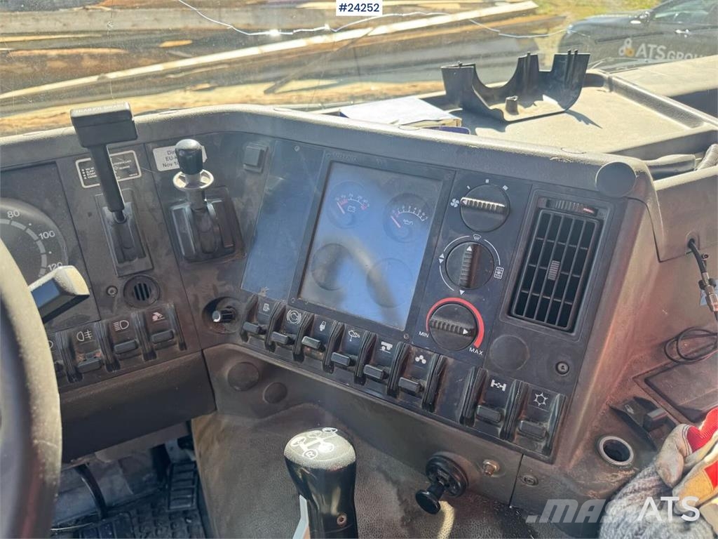 Volvo FL12 420 Tipper Truck – Repair Project 自卸式货车