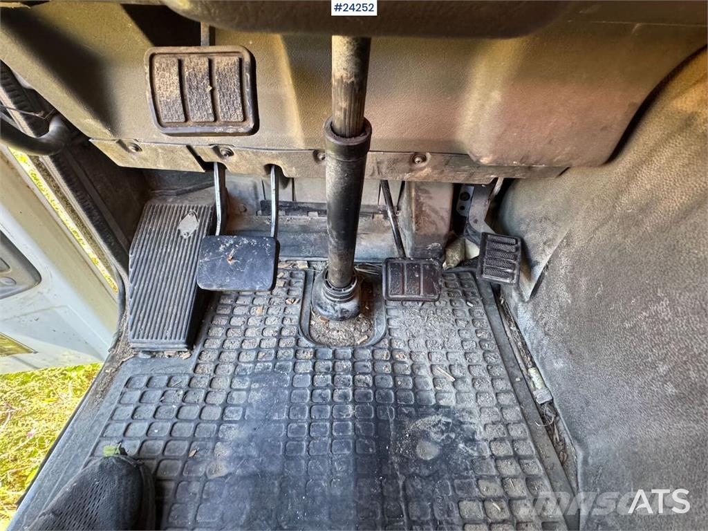 Volvo FL12 420 Tipper Truck – Repair Project 自卸式货车