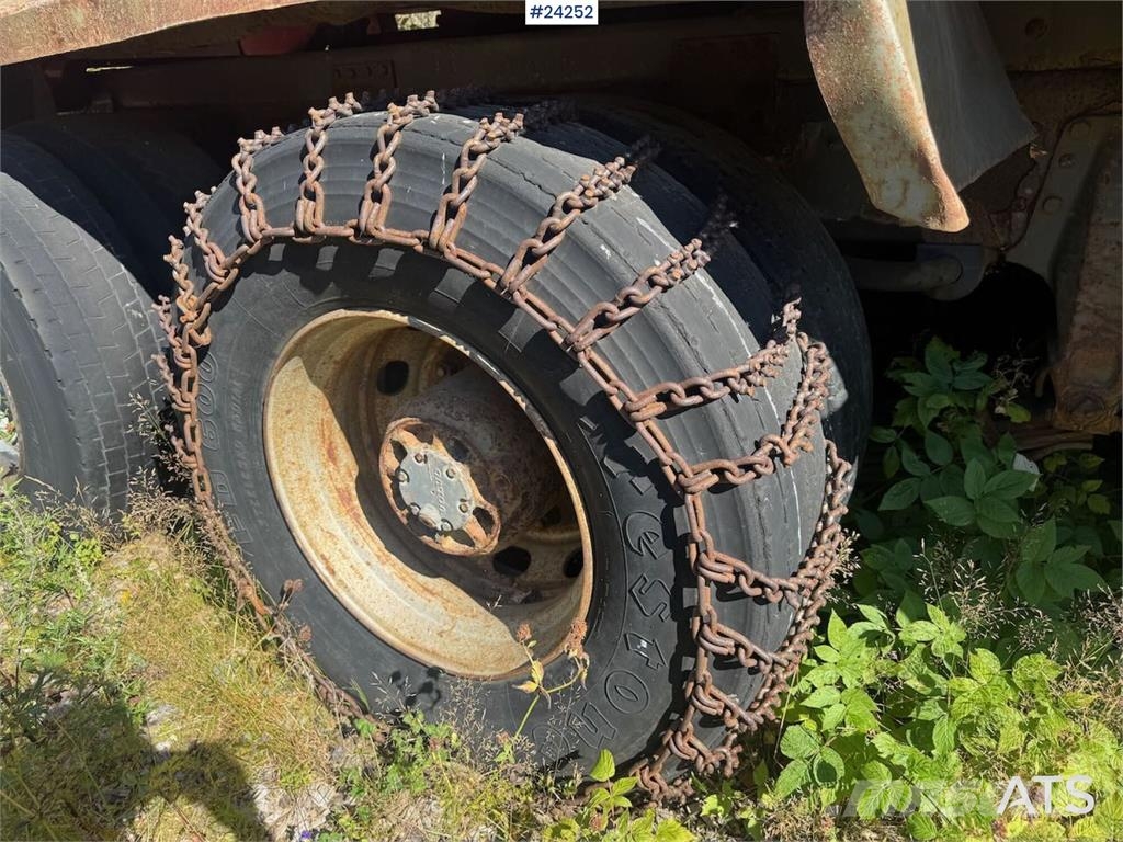 Volvo FL12 420 Tipper Truck – Repair Project 自卸式货车