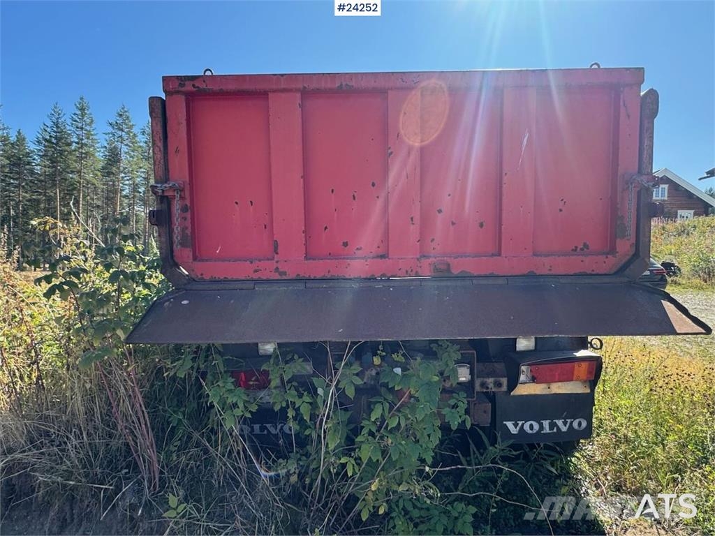 Volvo FL12 420 Tipper Truck – Repair Project 自卸式货车