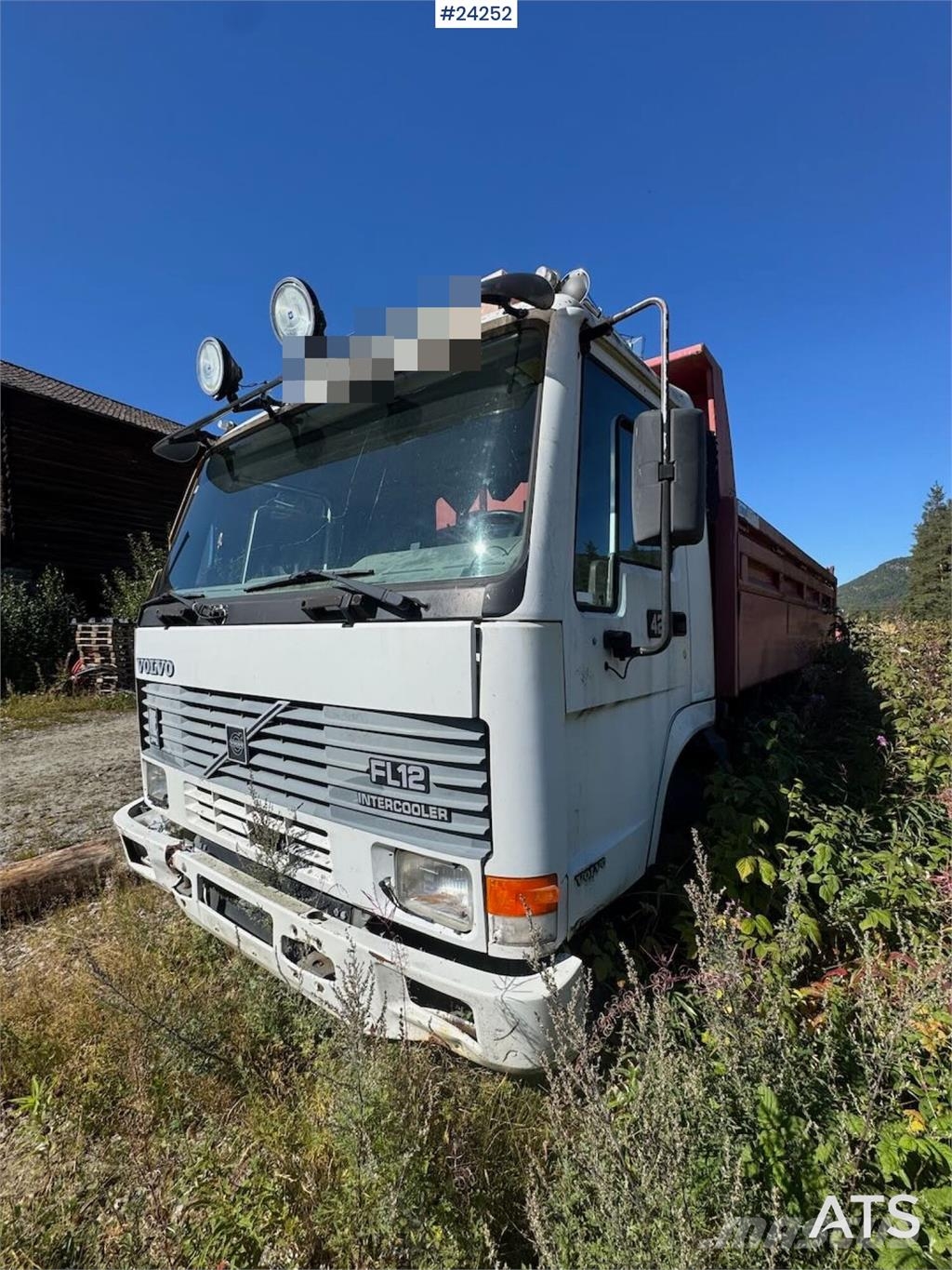 Volvo FL12 420 Tipper Truck – Repair Project 自卸式货车