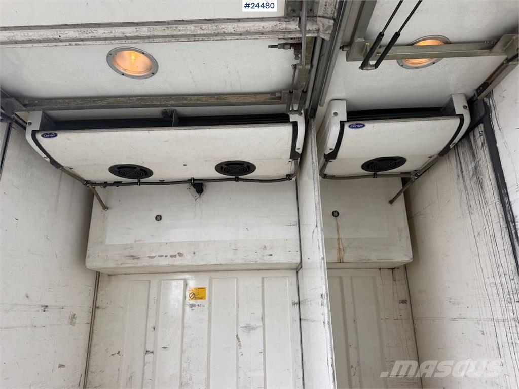 Volvo FM 380 box truck with full side opening, tail lift 貨箱式卡車