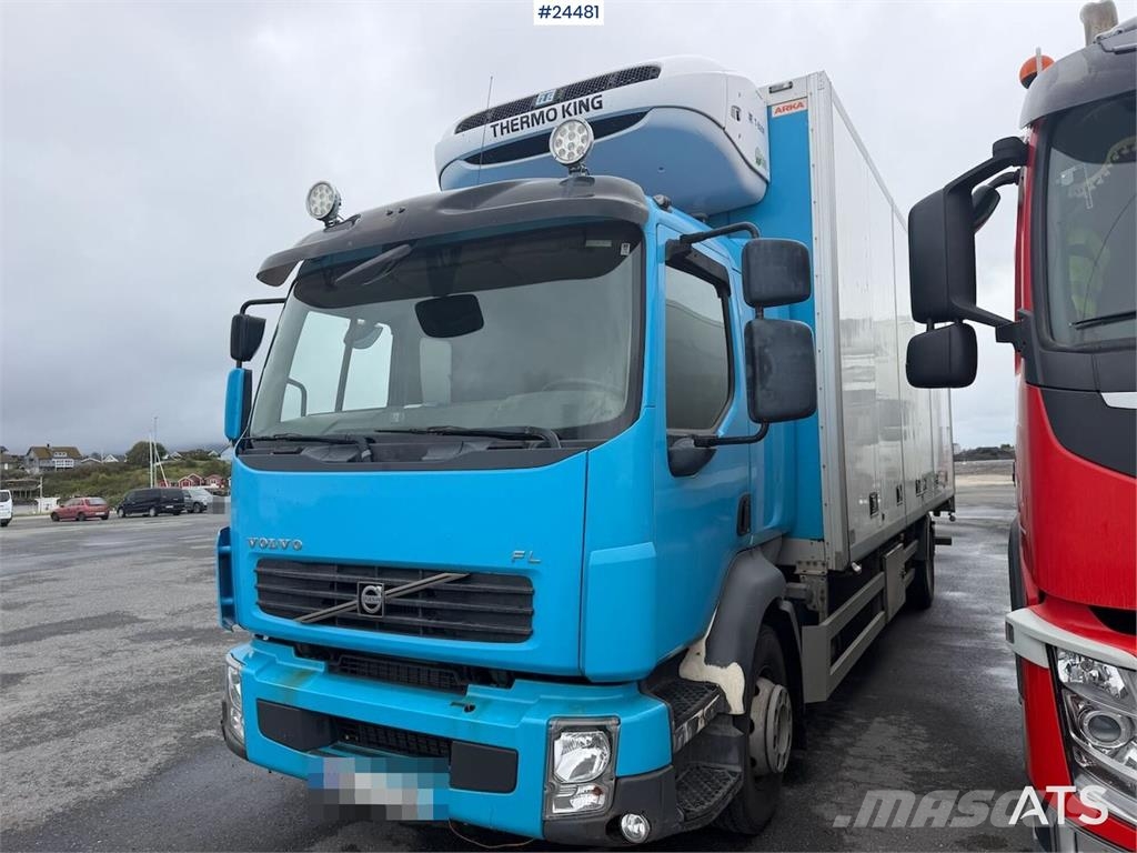 Volvo FM 380 box truck with full side opening, tail lift 冷凍冷蔵車