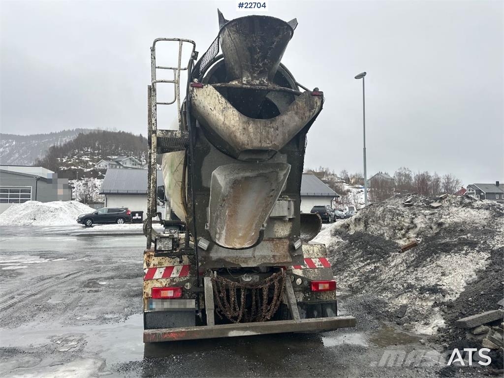 Volvo FM 400 8x4 concrete truck w/ intermix body. WATCH Camiones de concreto