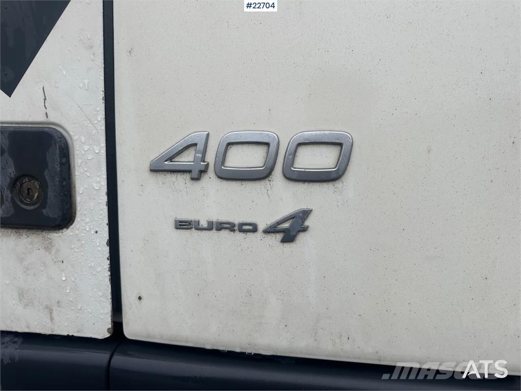 Volvo FM 400 8x4 concrete truck w/ intermix body. WATCH Camiones de concreto