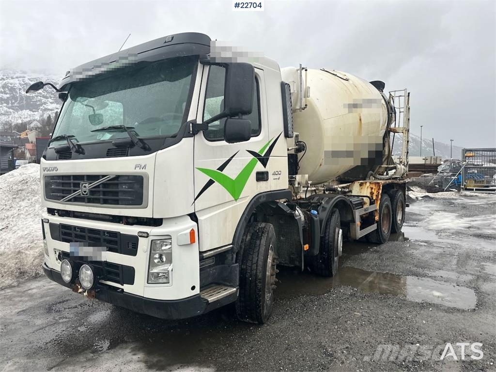 Volvo FM 400 8x4 concrete truck w/ intermix body. WATCH Camiones de concreto
