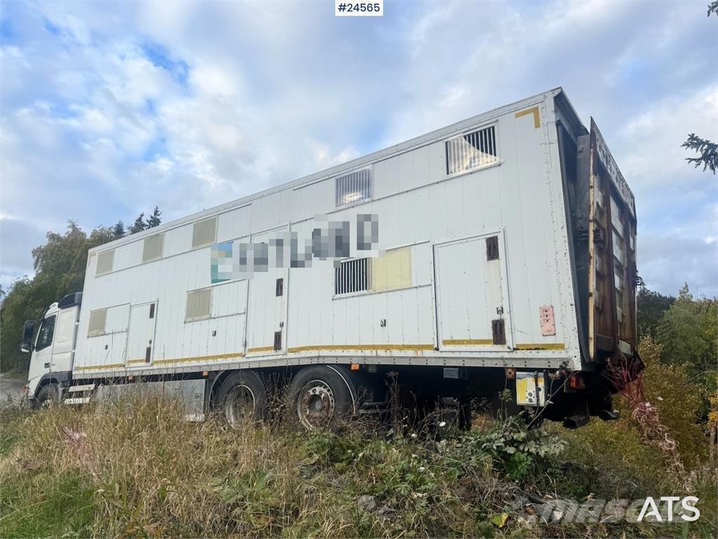 Volvo FM12 6x2 Livestock Truck Dyretransport