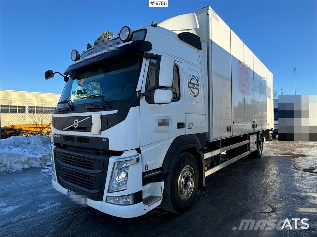 Volvo FM370 box truck w/ full side opening and lift. WAT Furgons