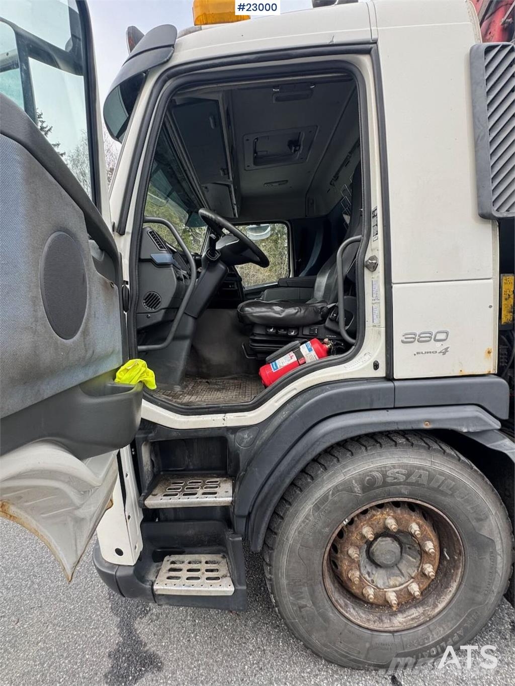 Volvo FM380 6x2 crane truck with Fassi 23 t/m Automobiliniai kranai