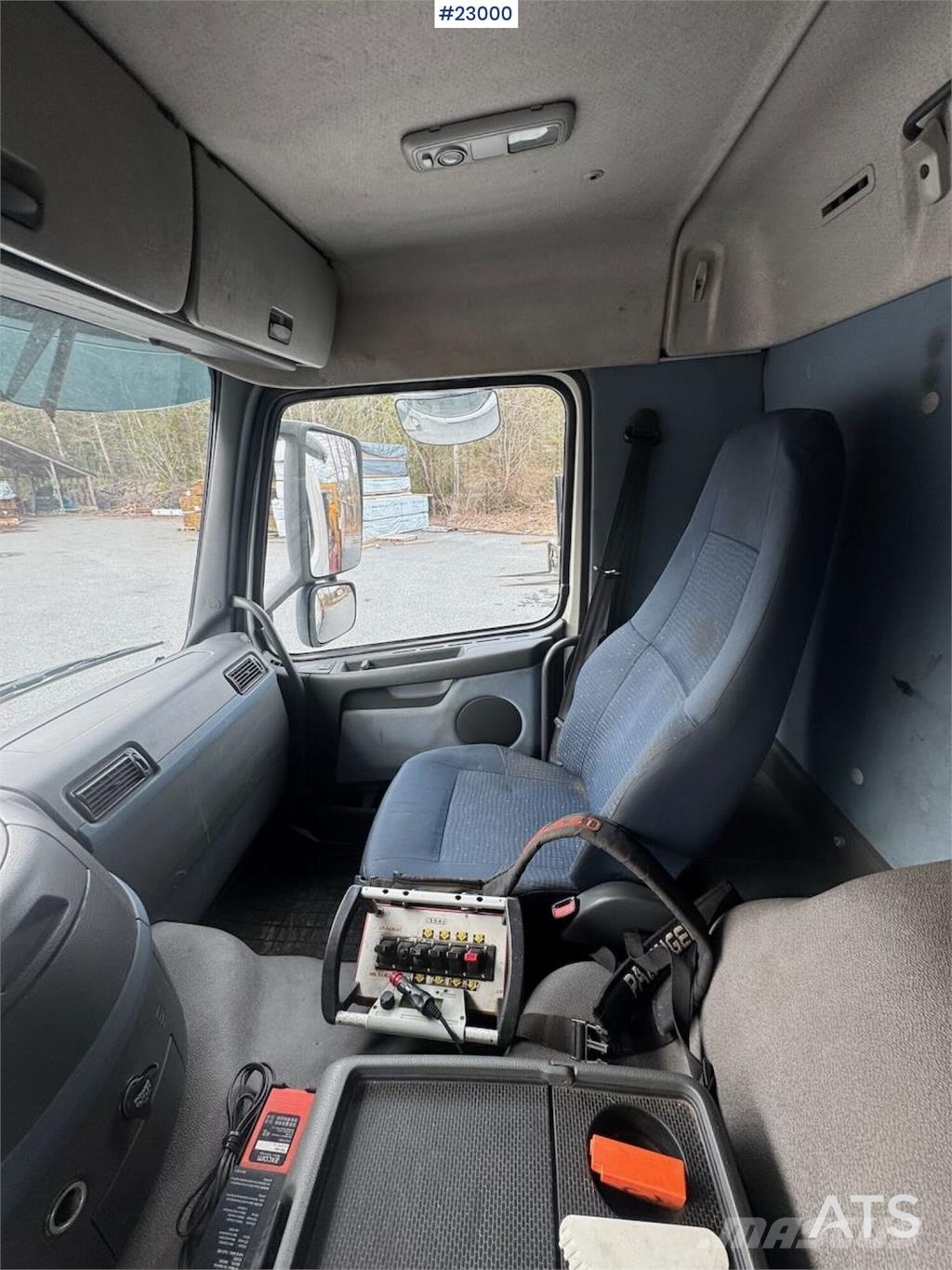 Volvo FM380 6x2 crane truck with Fassi 23 t/m Automobiliniai kranai