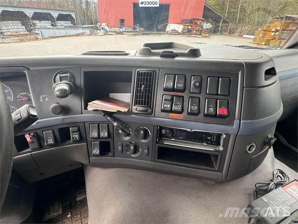 Volvo FM380 6x2 crane truck with Fassi 23 t/m Automobiliniai kranai