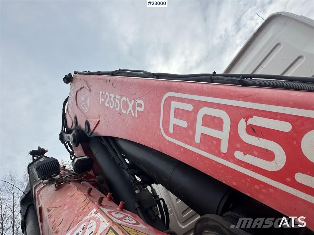 Volvo FM380 6x2 crane truck with Fassi 23 t/m Automobiliniai kranai