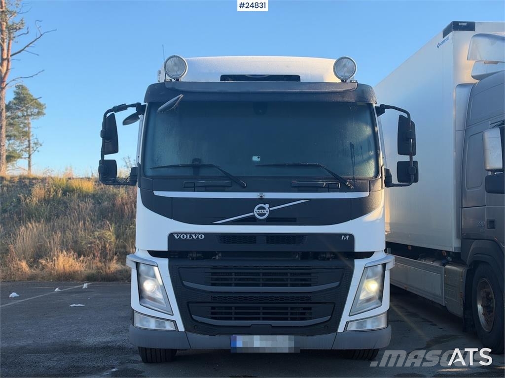 Volvo FM420 6x2 Box truck with refrigerated/freezer unit Sanduk kamioni