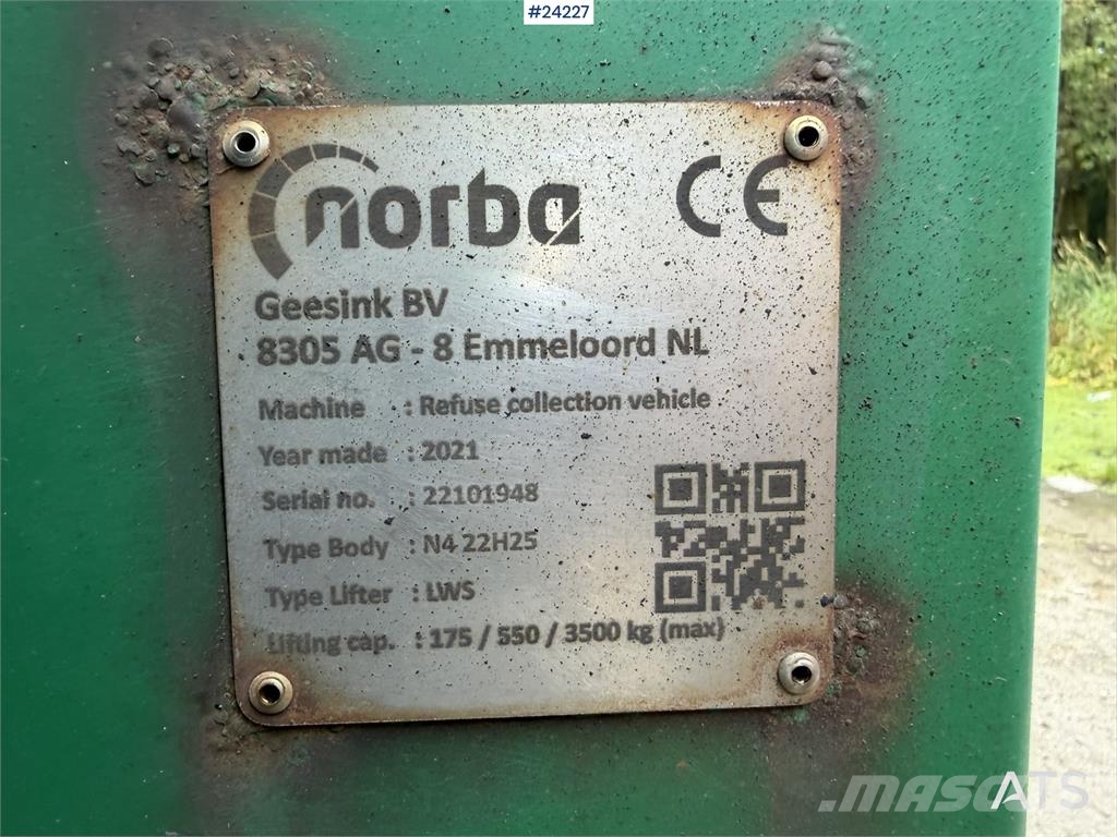 Volvo FM430 waste collection vehicle with 1 chamber شاحنات المخلفات