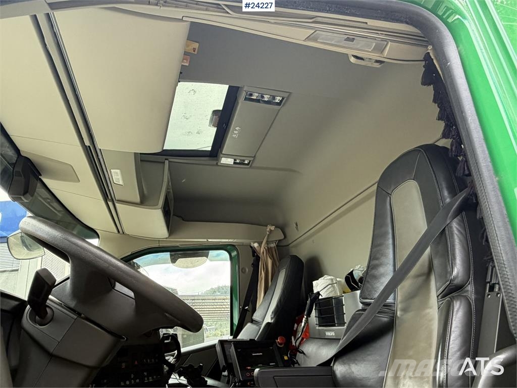 Volvo FM430 waste collection vehicle with 1 chamber شاحنات المخلفات