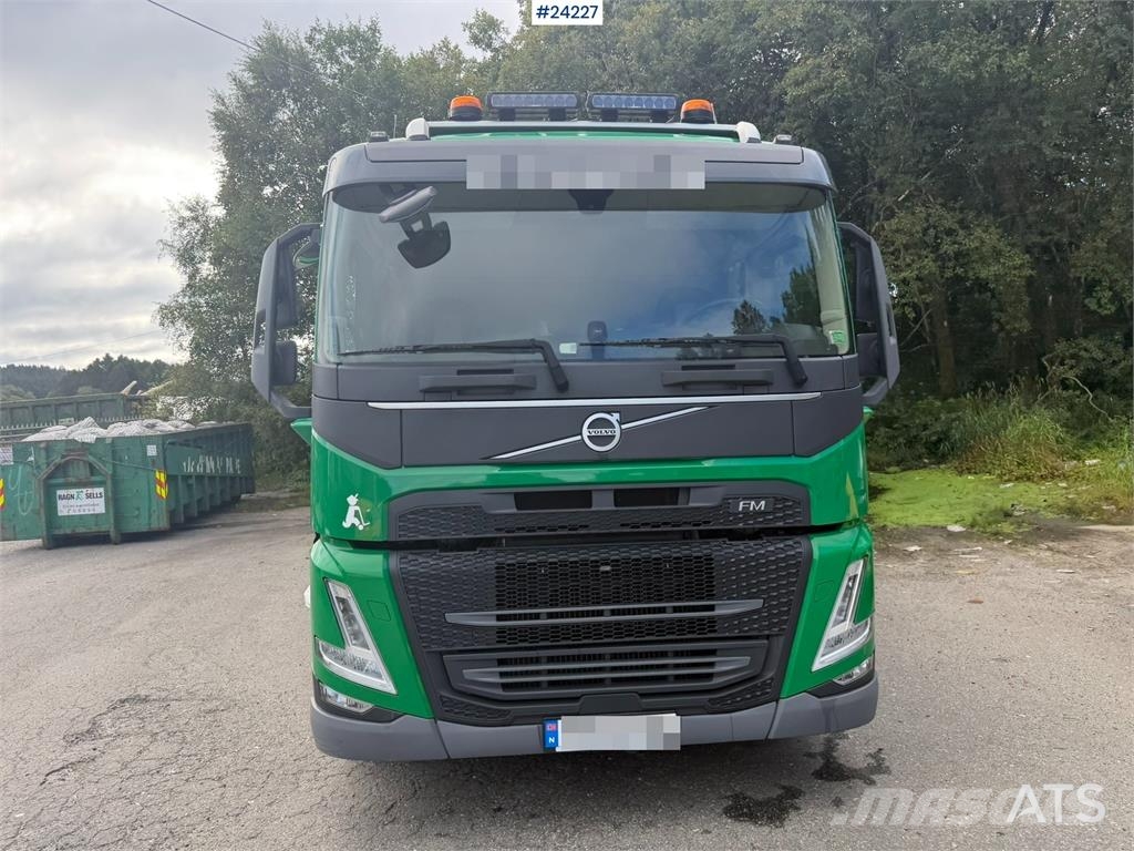 Volvo FM430 waste collection vehicle with 1 chamber شاحنات المخلفات