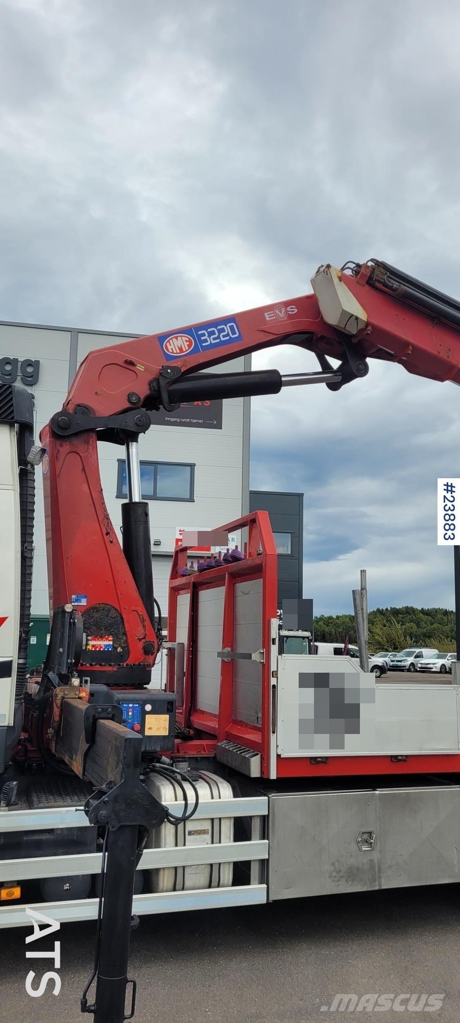 Volvo FM500 6x2 Crane Truck with 32 tm HMF Crane Vlakke laadvloer met kraan