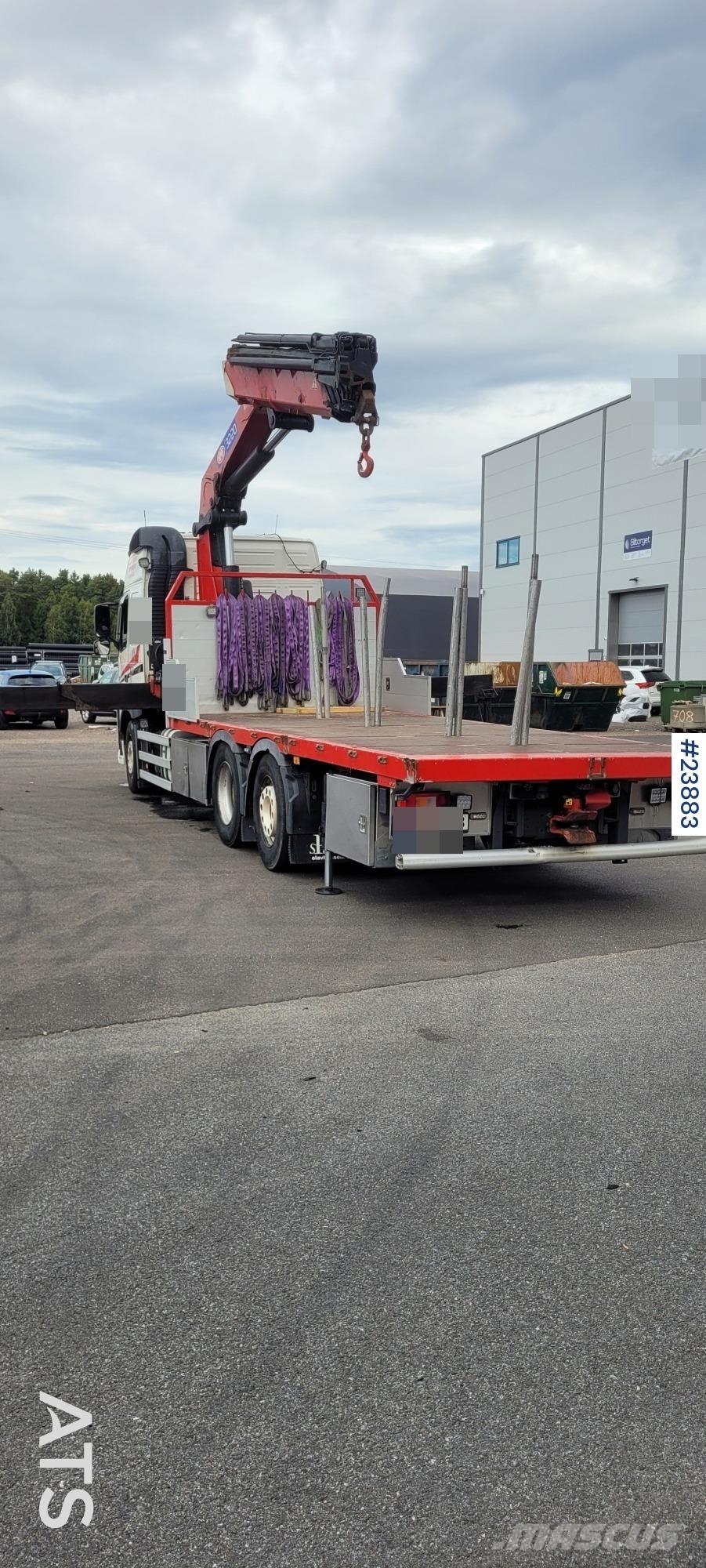 Volvo FM500 6x2 Crane Truck with 32 tm HMF Crane Vlakke laadvloer met kraan