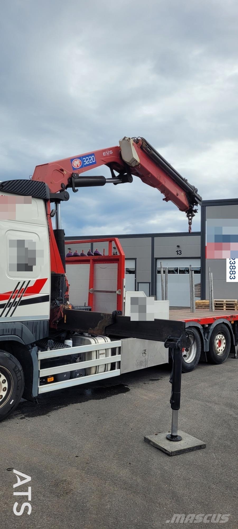 Volvo FM500 6x2 Crane Truck with 32 tm HMF Crane Vlakke laadvloer met kraan
