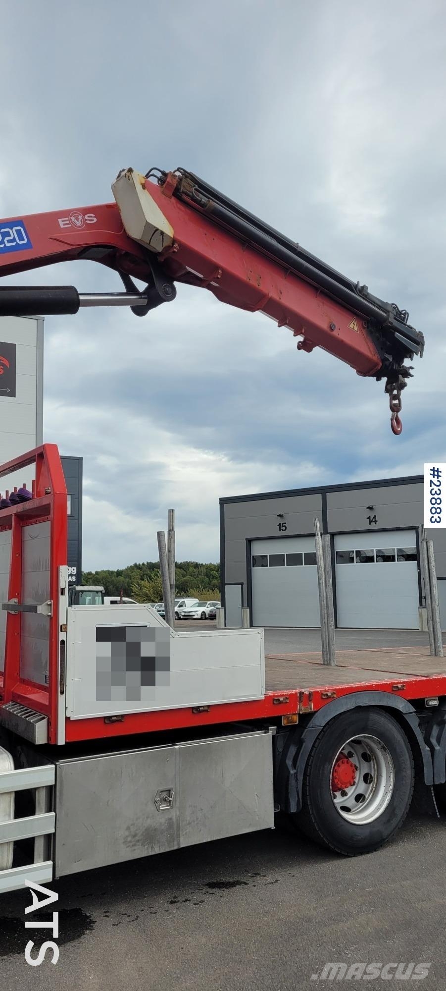 Volvo FM500 6x2 Crane Truck with 32 tm HMF Crane Vlakke laadvloer met kraan