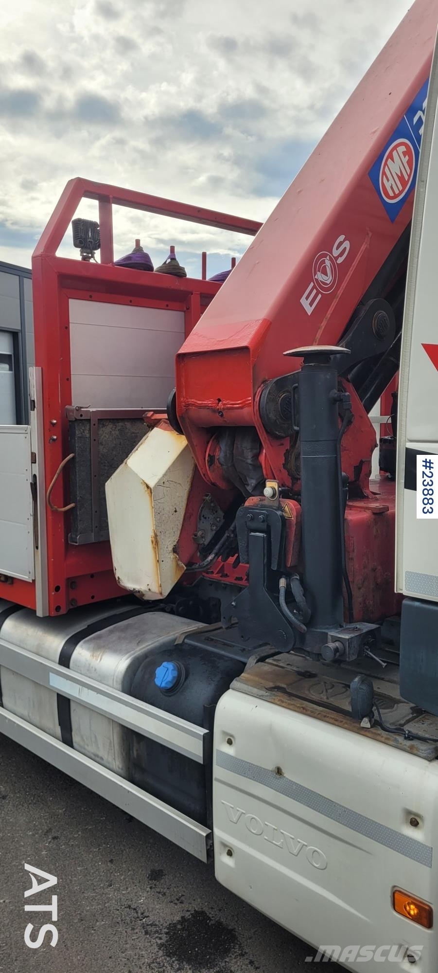 Volvo FM500 6x2 Crane Truck with 32 tm HMF Crane Vlakke laadvloer met kraan